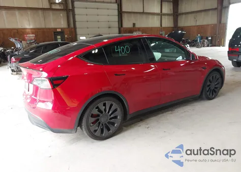 2022 Tesla Model Y Performance Dual Motor All-Wheel Drive z USA, uszkodzony, nr VIN 7SAYGDEF5NF563723